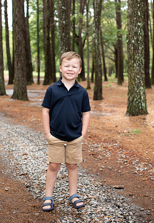 Extend Family Photos At Lake Peachtree