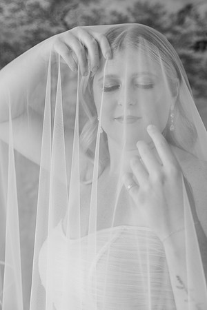Studio Bridal