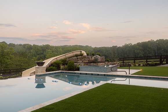284 McCoy Rd