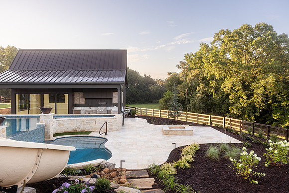 284 McCoy Rd