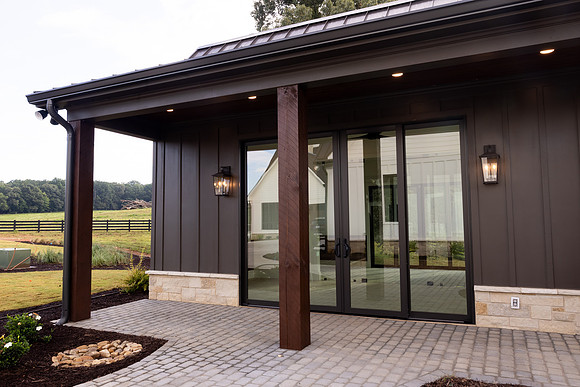 284 McCoy Rd