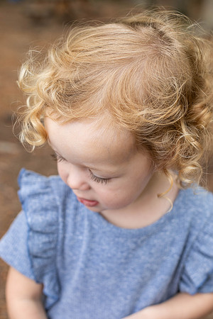 Extend Family Photos At Lake Peachtree