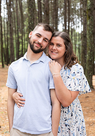 Extend Family Photos At Lake Peachtree