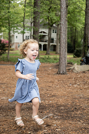 Extend Family Photos At Lake Peachtree