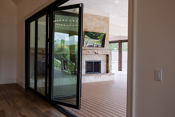 284 McCoy Rd