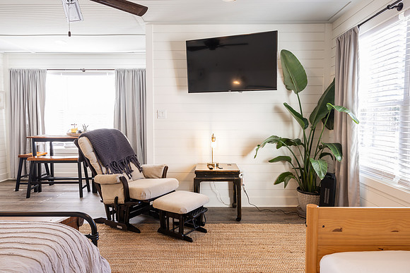 Airbnb