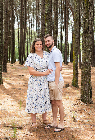 Extend Family Photos At Lake Peachtree