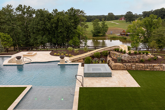 284 McCoy Rd