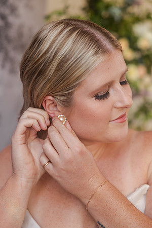 Studio Bridal