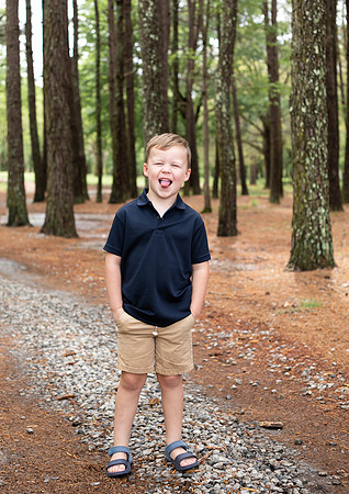 Extend Family Photos At Lake Peachtree