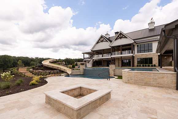 284 McCoy Rd