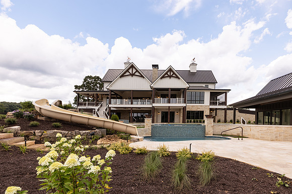 284 McCoy Rd