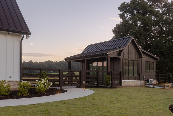 284 McCoy Rd