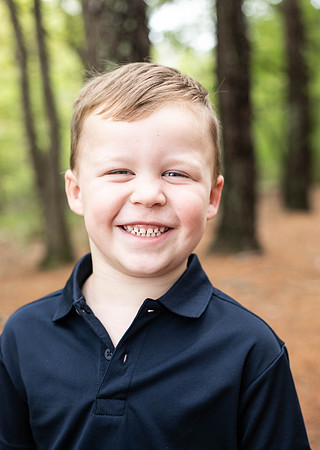 Extend Family Photos At Lake Peachtree