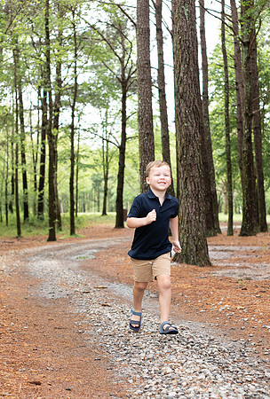 Extend Family Photos At Lake Peachtree