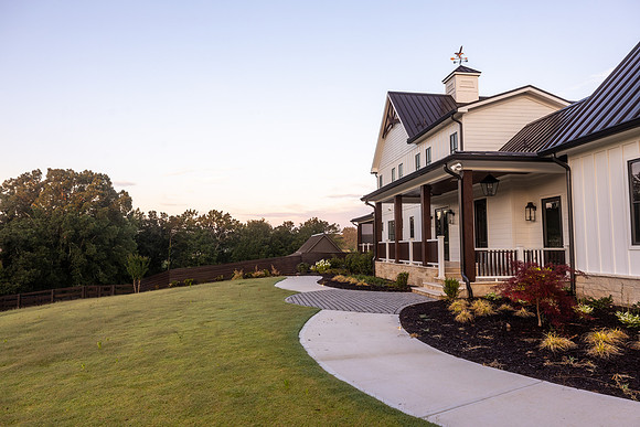 284 McCoy Rd