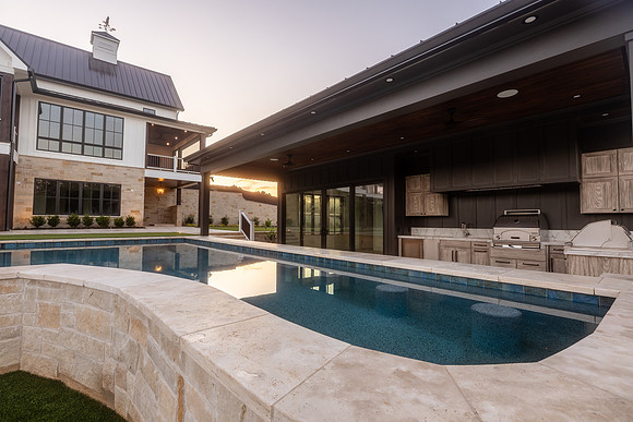 284 McCoy Rd