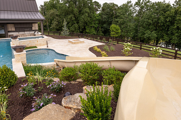 284 McCoy Rd