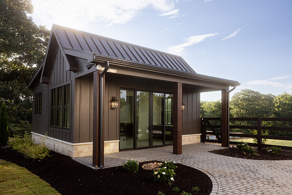 284 McCoy Rd