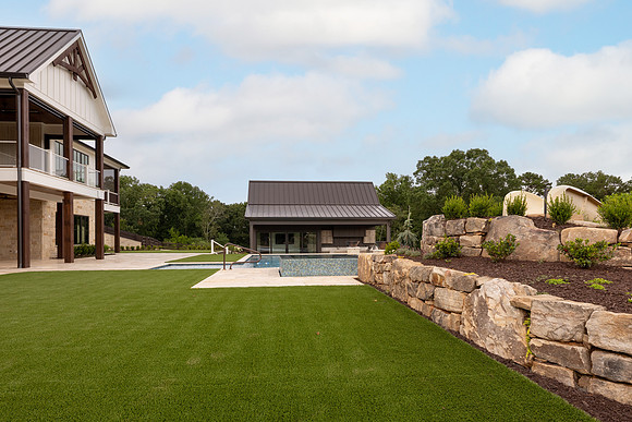 284 McCoy Rd