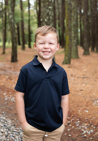 Extend Family Photos At Lake Peachtree