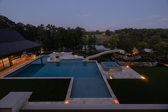 284 McCoy Rd